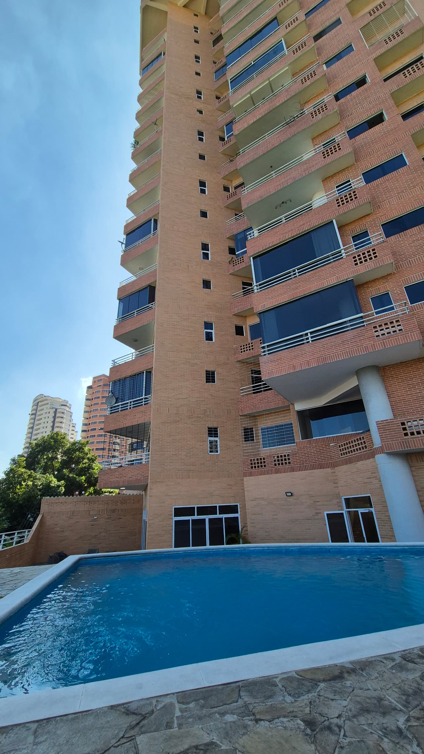 Duplex Apartment in  El Bosque - Apartamento Duplex en El Bosque